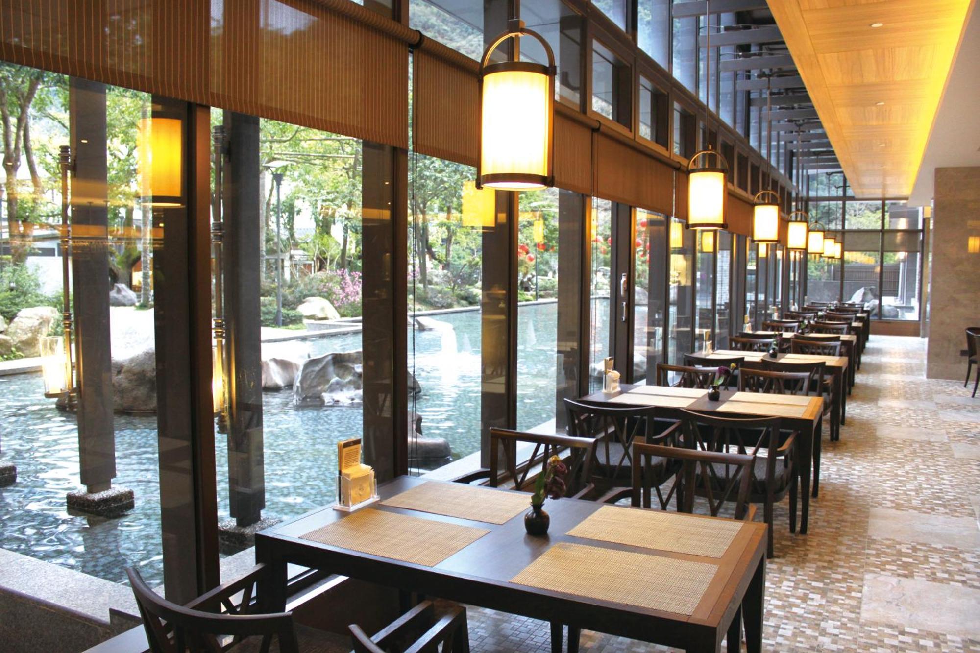 Great Roots Forestry Spa Resort Sanxia Exterior photo