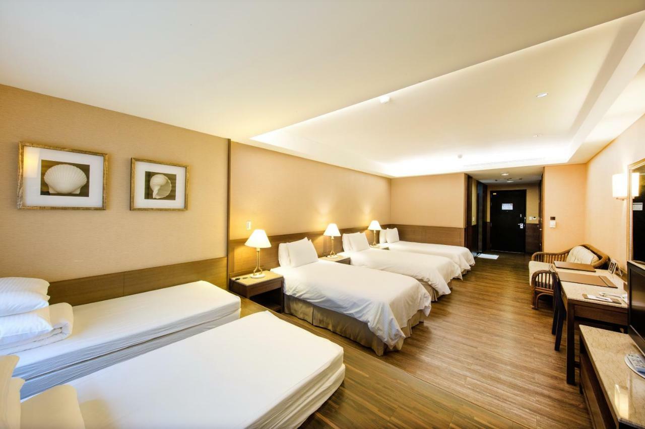 Great Roots Forestry Spa Resort Sanxia Exterior photo