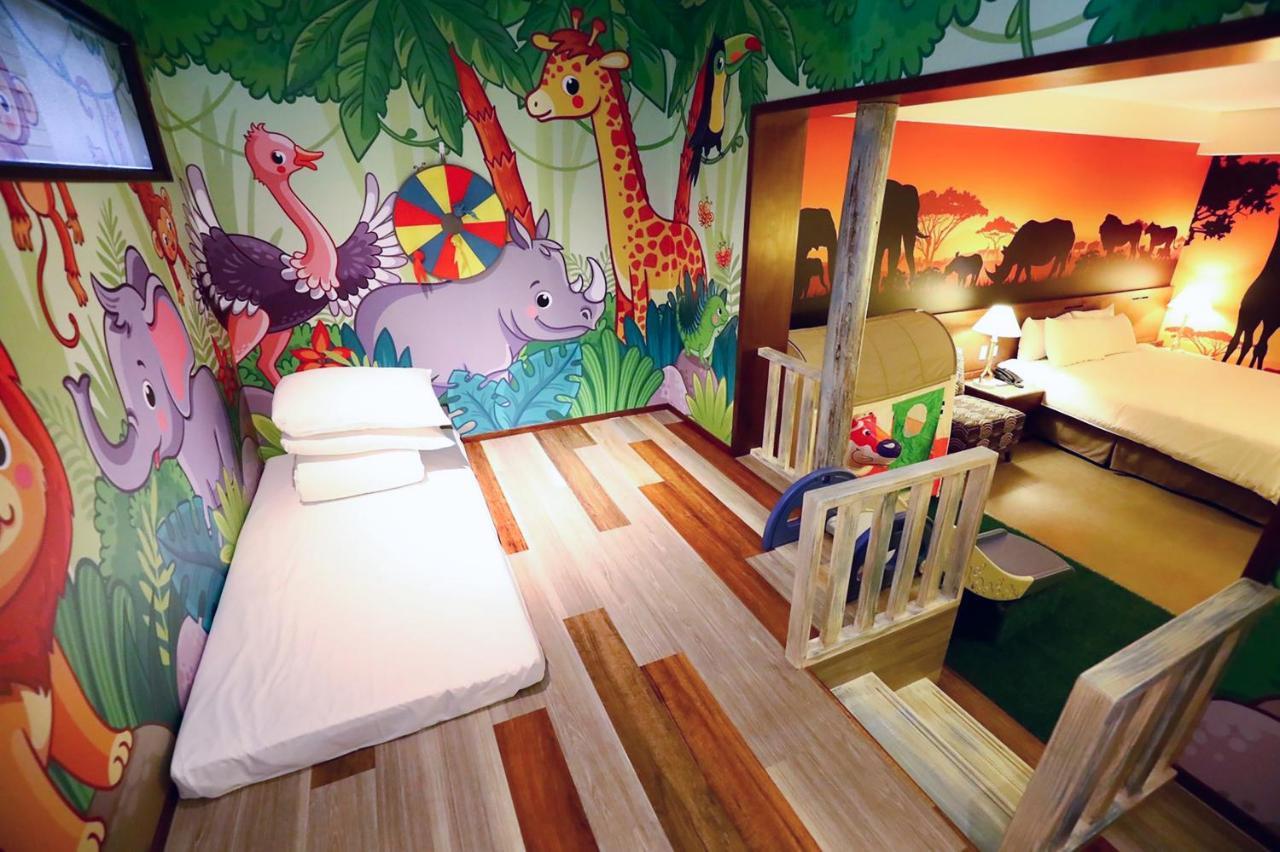 Great Roots Forestry Spa Resort Sanxia Exterior photo